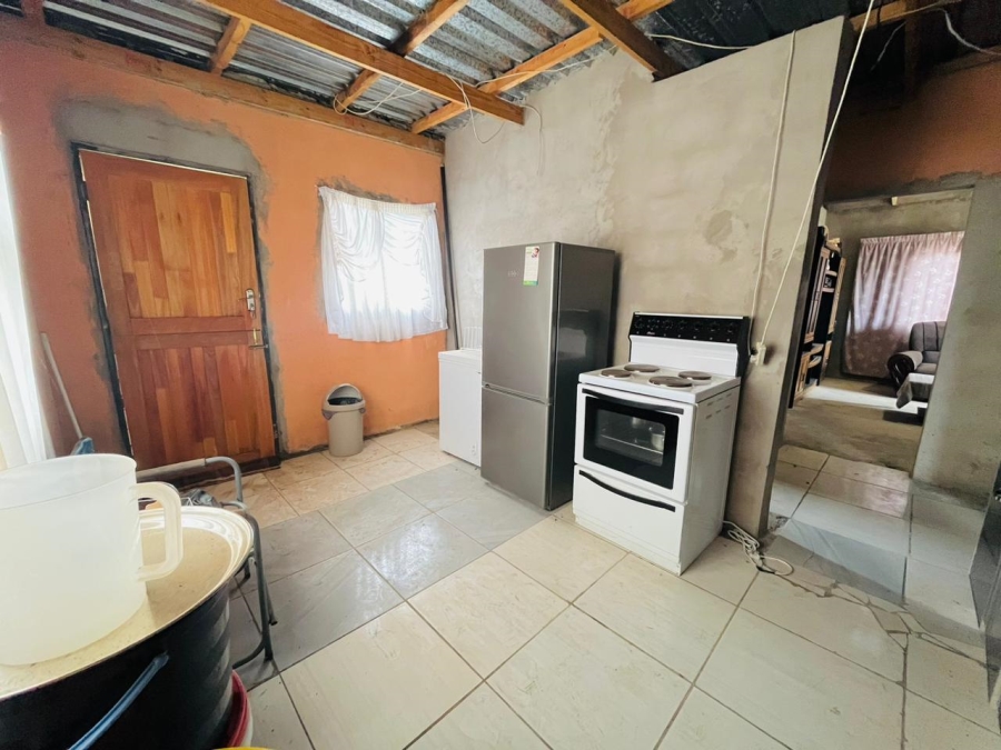 2 Bedroom Property for Sale in Caleb Motsoabi Free State